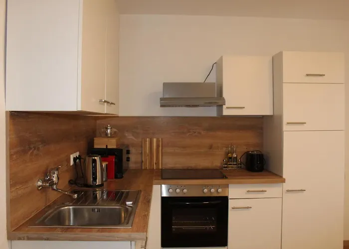 Nidalia In * 格拉茨